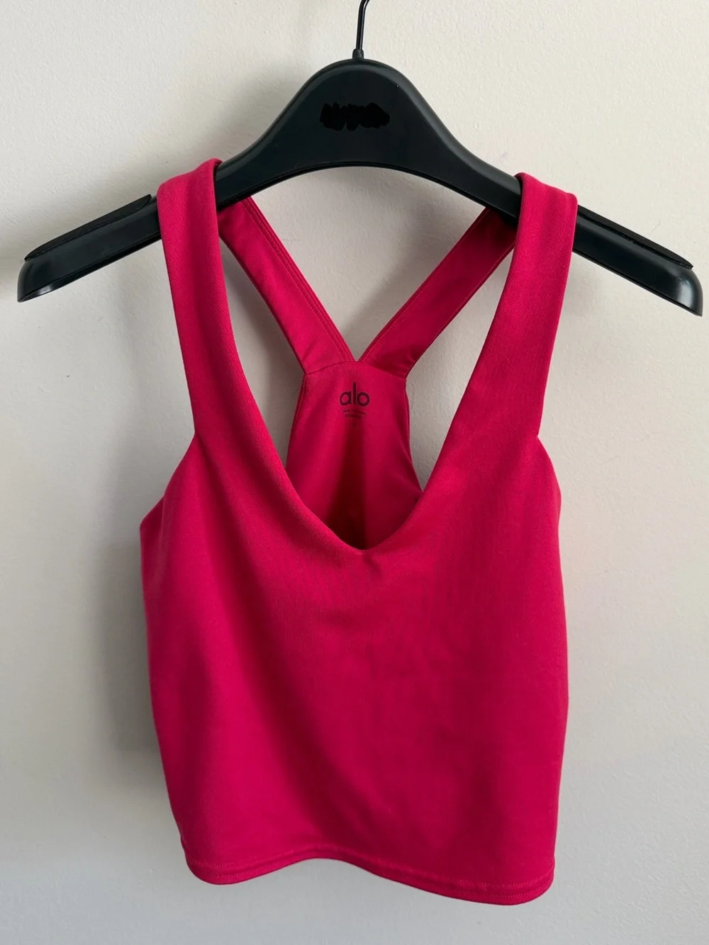 Alo Airbrush A Real Dark Raspberry Pink Bra Tank - Small